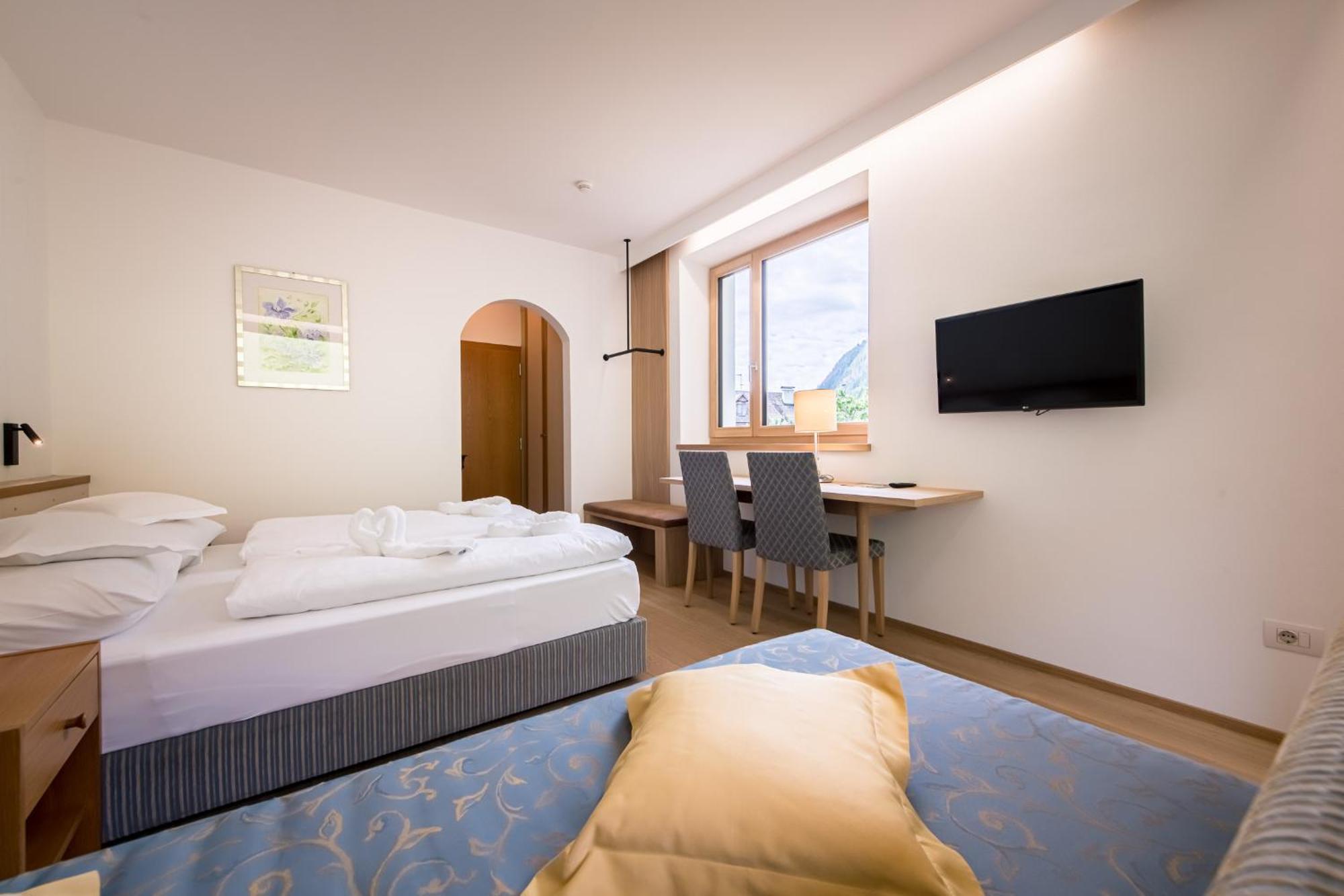 Hotel Taufers Molini di Tures Bagian luar foto