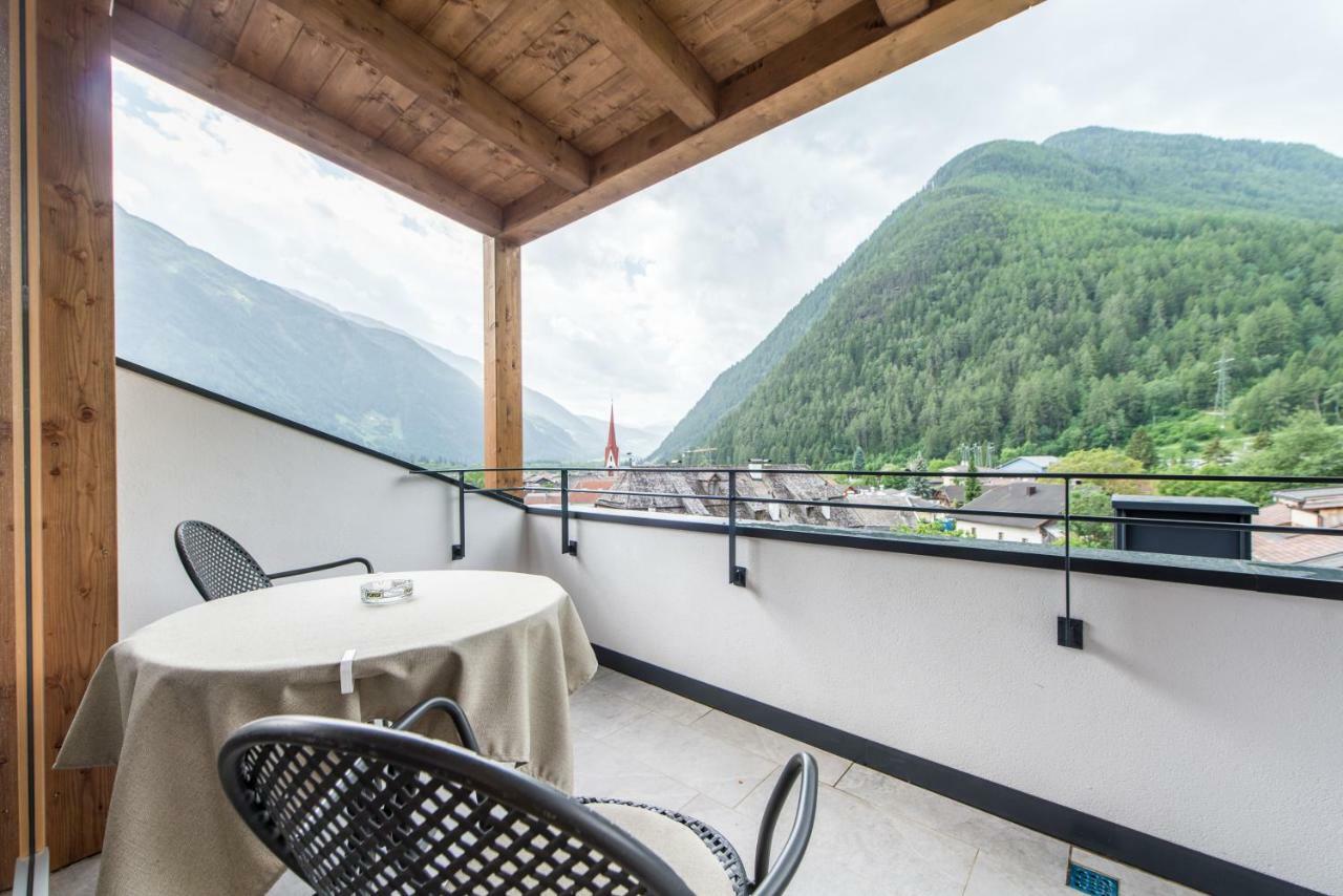 Hotel Taufers Molini di Tures Bagian luar foto