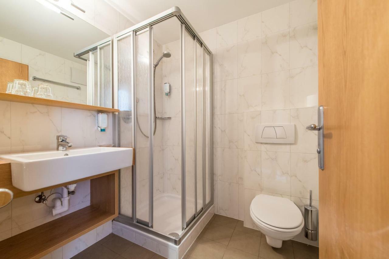 Hotel Taufers Molini di Tures Bagian luar foto