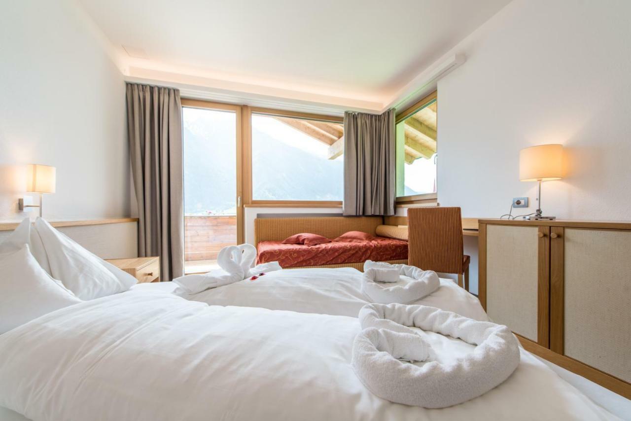 Hotel Taufers Molini di Tures Bagian luar foto